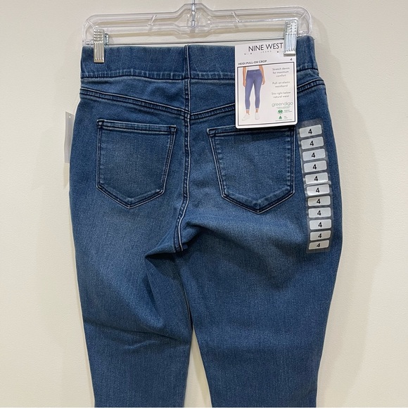 Nine West Heidi Pull On Crop Jeans Medium Wash Stretch NWT Womens 4 - Picture 4 of 9